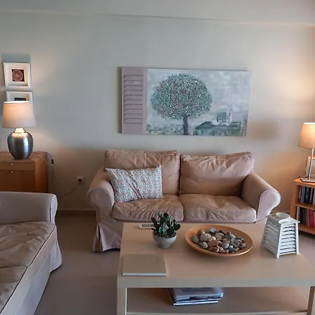 Avia Holiday Homes