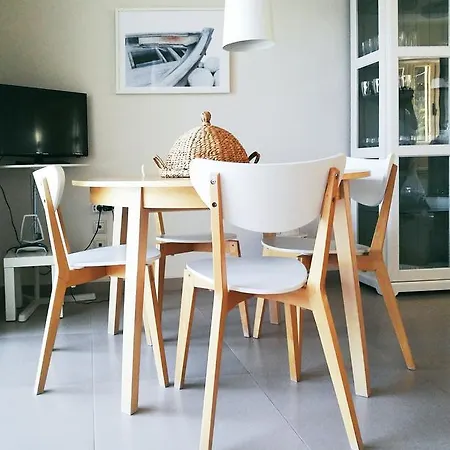 Avia Holiday Homes Apartment