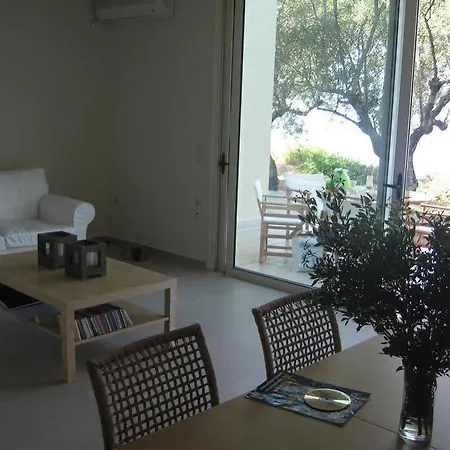 Avia Holiday Homes